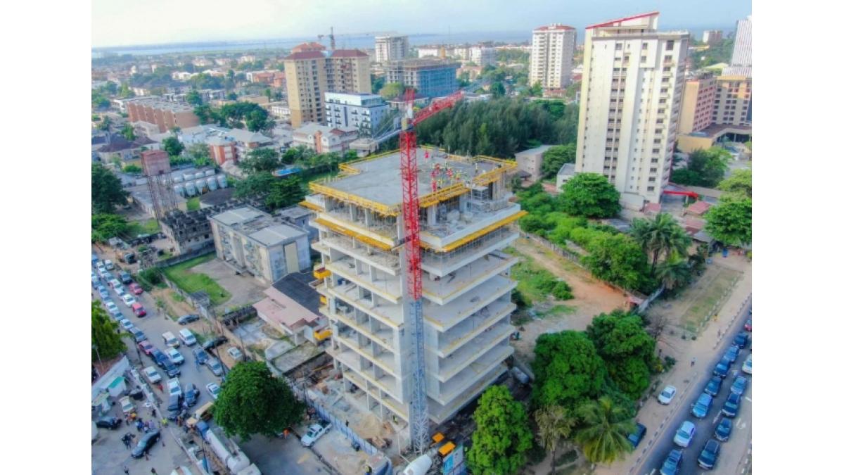 2 bed flat to let, Crown Lodge, Elystan Street - African Land