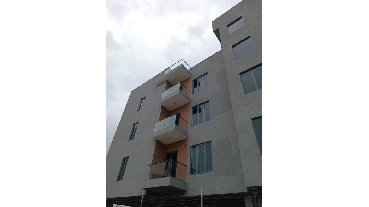 2 bed flat to let, Crown Lodge, Elystan Street - African Land