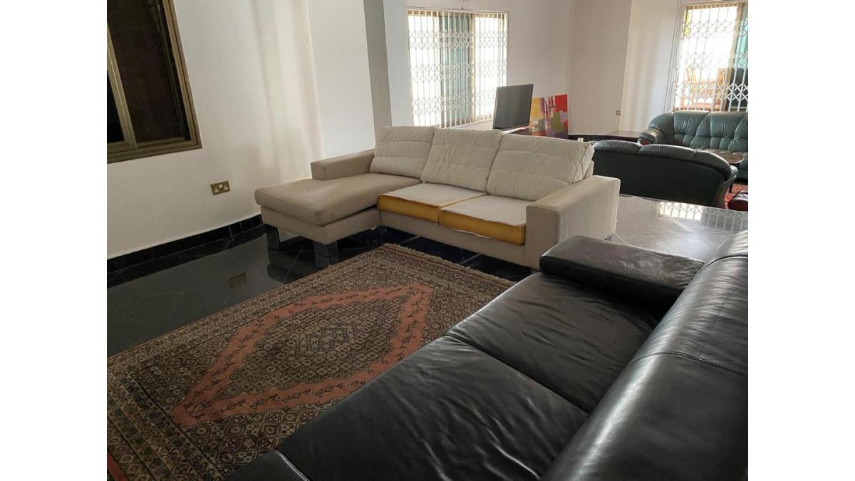 2 bed flat to let, Crown Lodge, Elystan Street - African Land