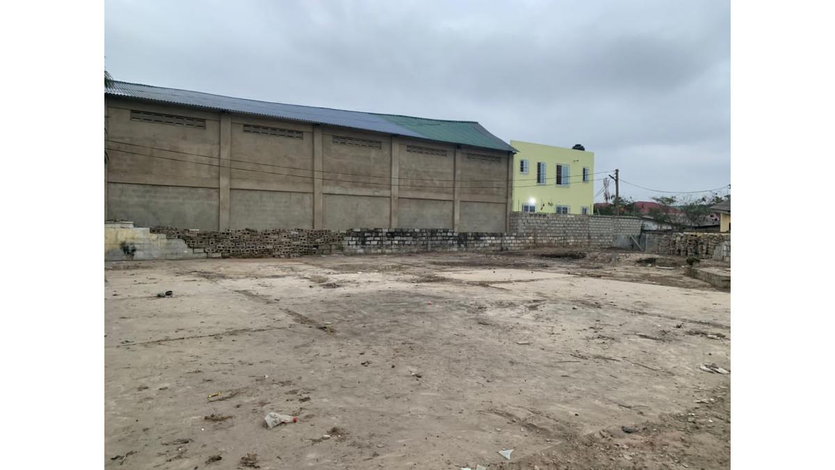 2 bed flat to let, Crown Lodge, Elystan Street - African Land