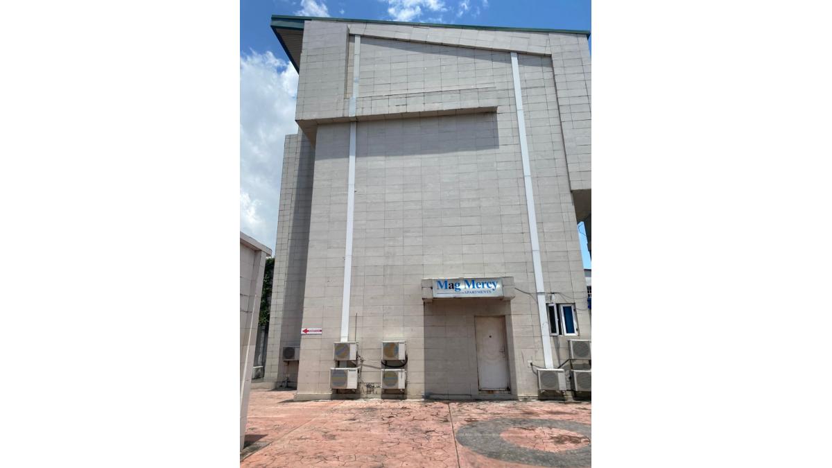 2 bed flat to let, Crown Lodge, Elystan Street - African Land