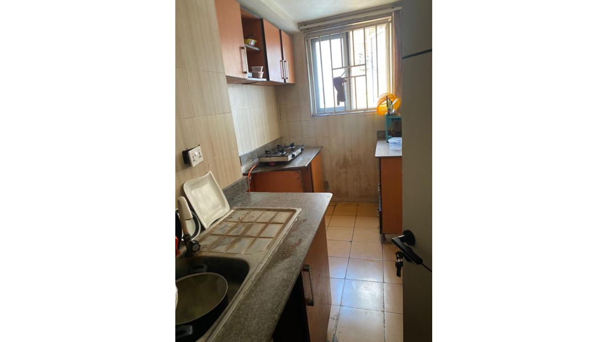 2 bed flat to let, Crown Lodge, Elystan Street - African Land