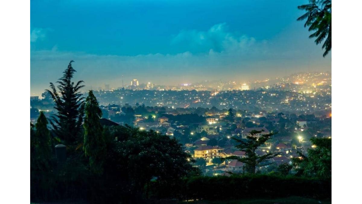 2 bed flat to let, Crown Lodge, Elystan Street - African Land