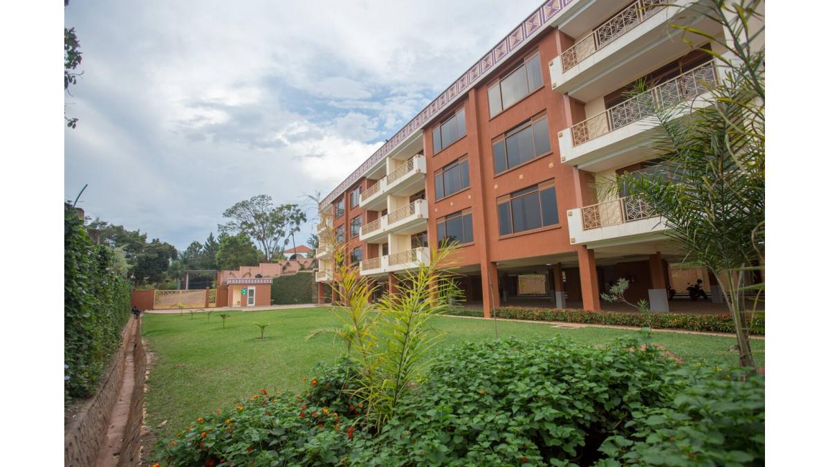 2 bed flat to let, Crown Lodge, Elystan Street - African Land