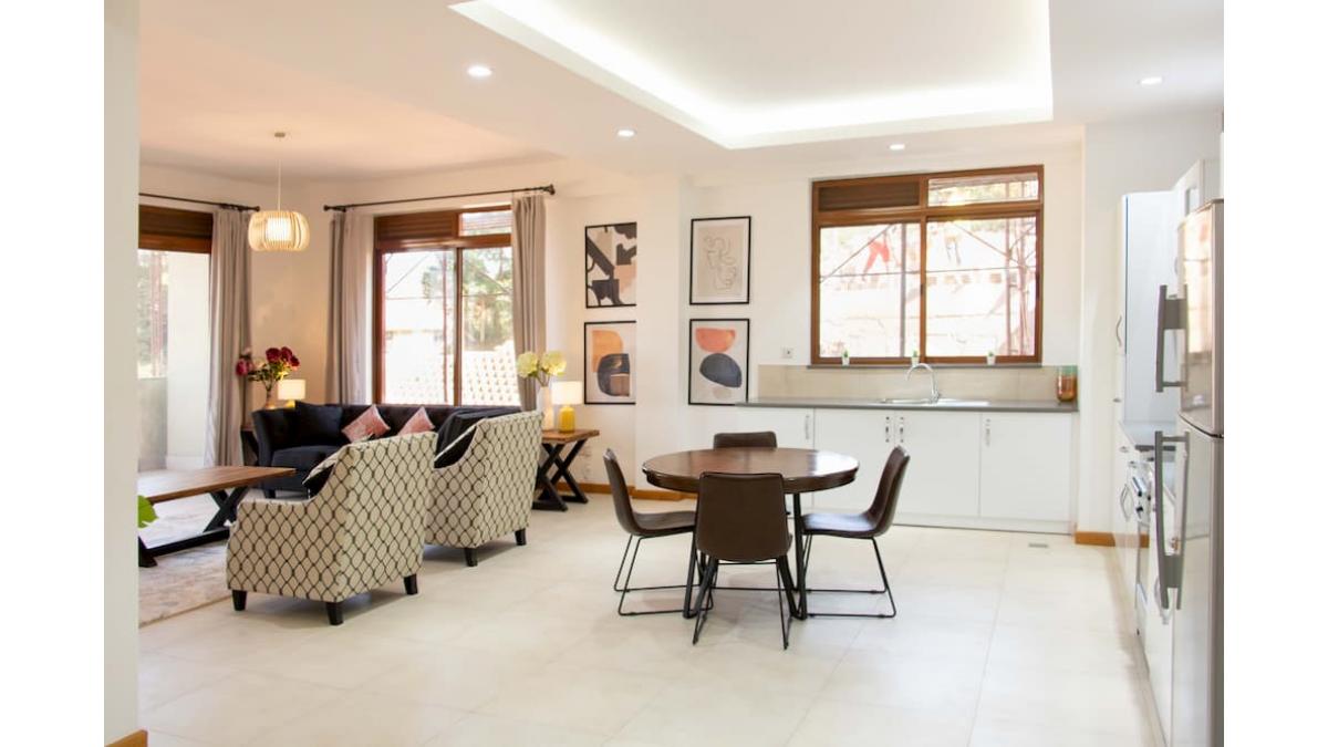 2 bed flat to let, Crown Lodge, Elystan Street - African Land