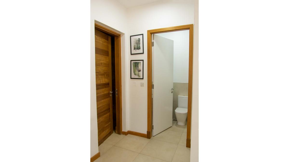 2 bed flat to let, Crown Lodge, Elystan Street - African Land