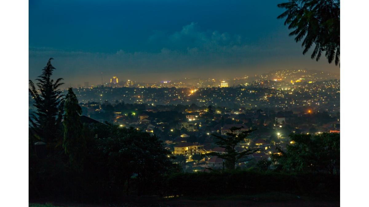 2 bed flat to let, Crown Lodge, Elystan Street - African Land