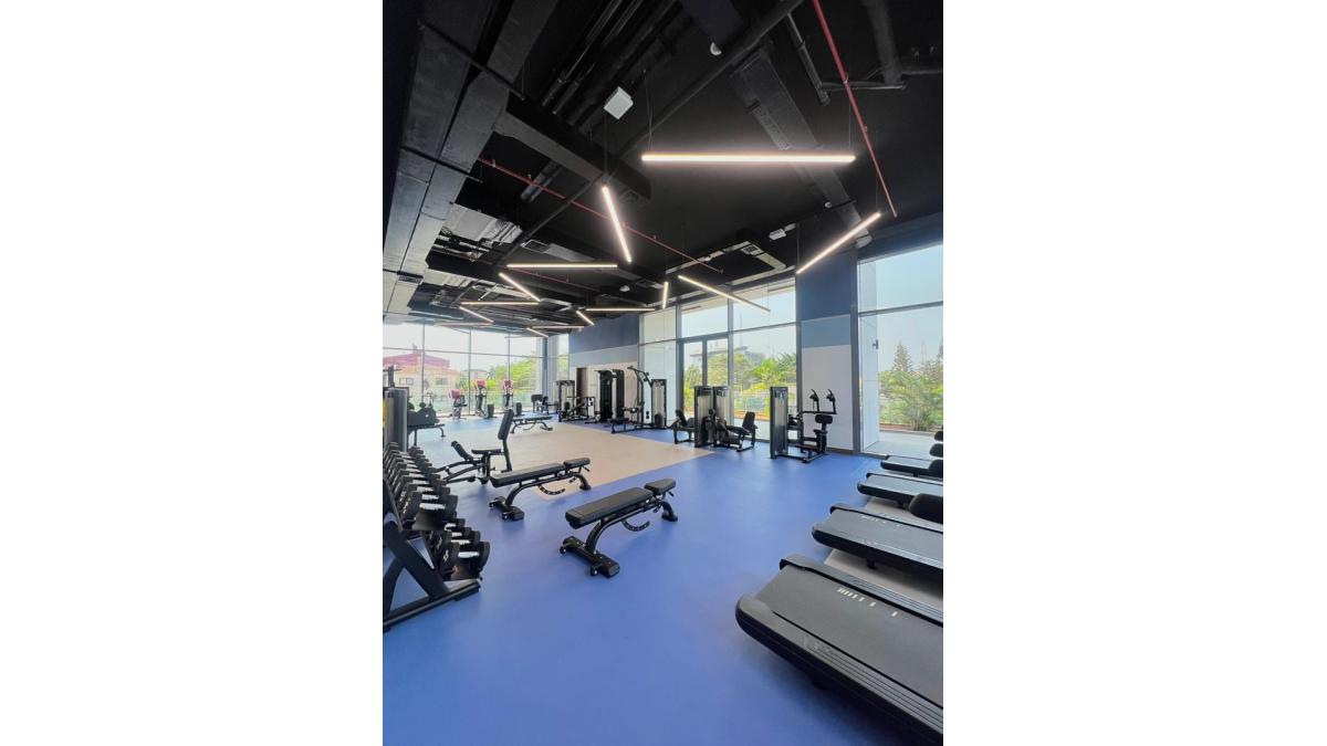 2 bed flat to let, Crown Lodge, Elystan Street - African Land