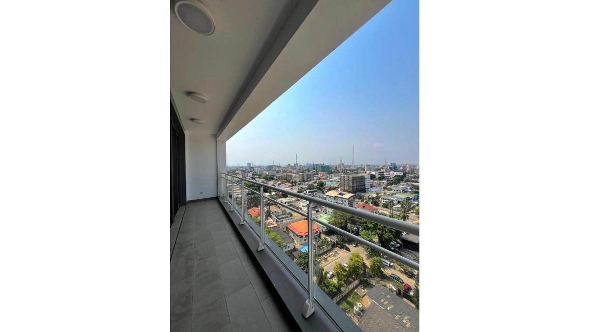 2 bed flat to let, Crown Lodge, Elystan Street - African Land