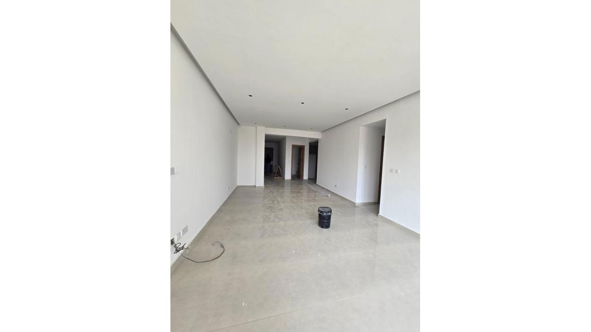 2 bed flat to let, Crown Lodge, Elystan Street - African Land