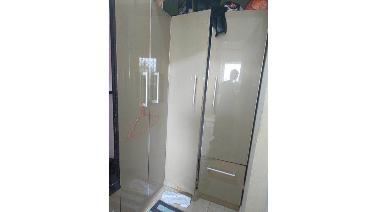 2 bed flat to let, Crown Lodge, Elystan Street - African Land