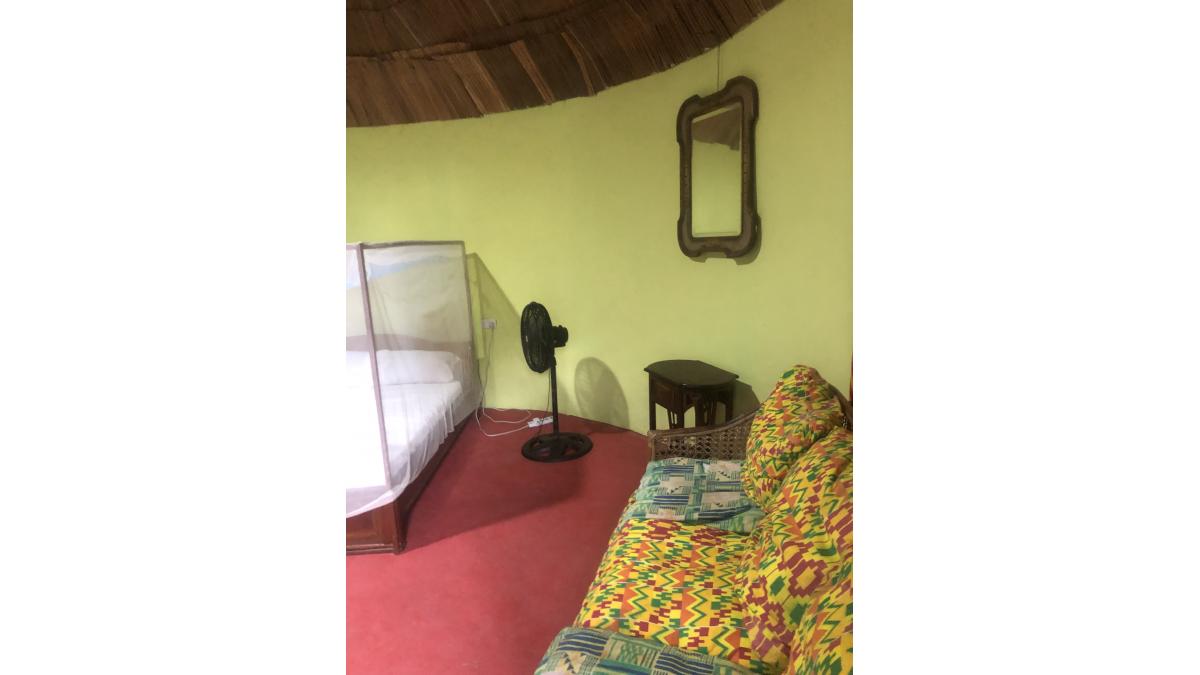 2 bed flat to let, Crown Lodge, Elystan Street - African Land