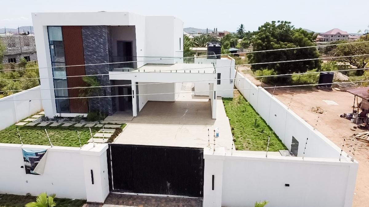 Luxury 4-Bedroom Home with Boys’ Quarters in Kasoa Adade – $250K