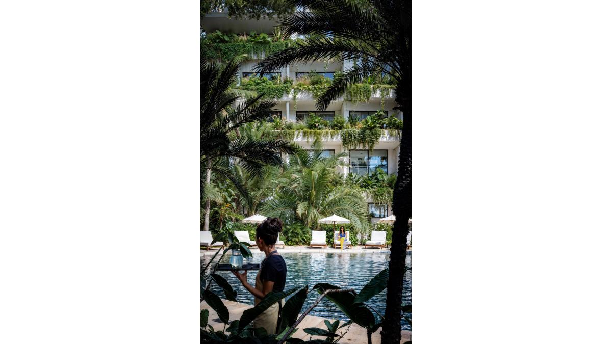 2 bed flat to let, Crown Lodge, Elystan Street - African Land