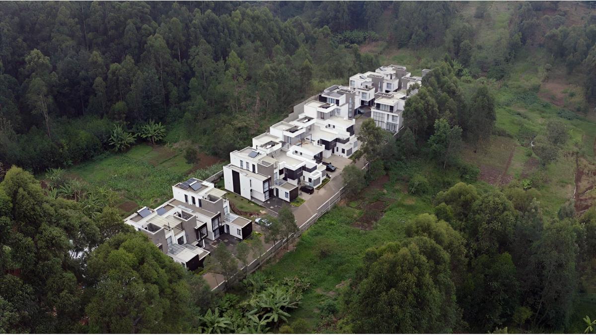 2 bed flat to let, Crown Lodge, Elystan Street - African Land