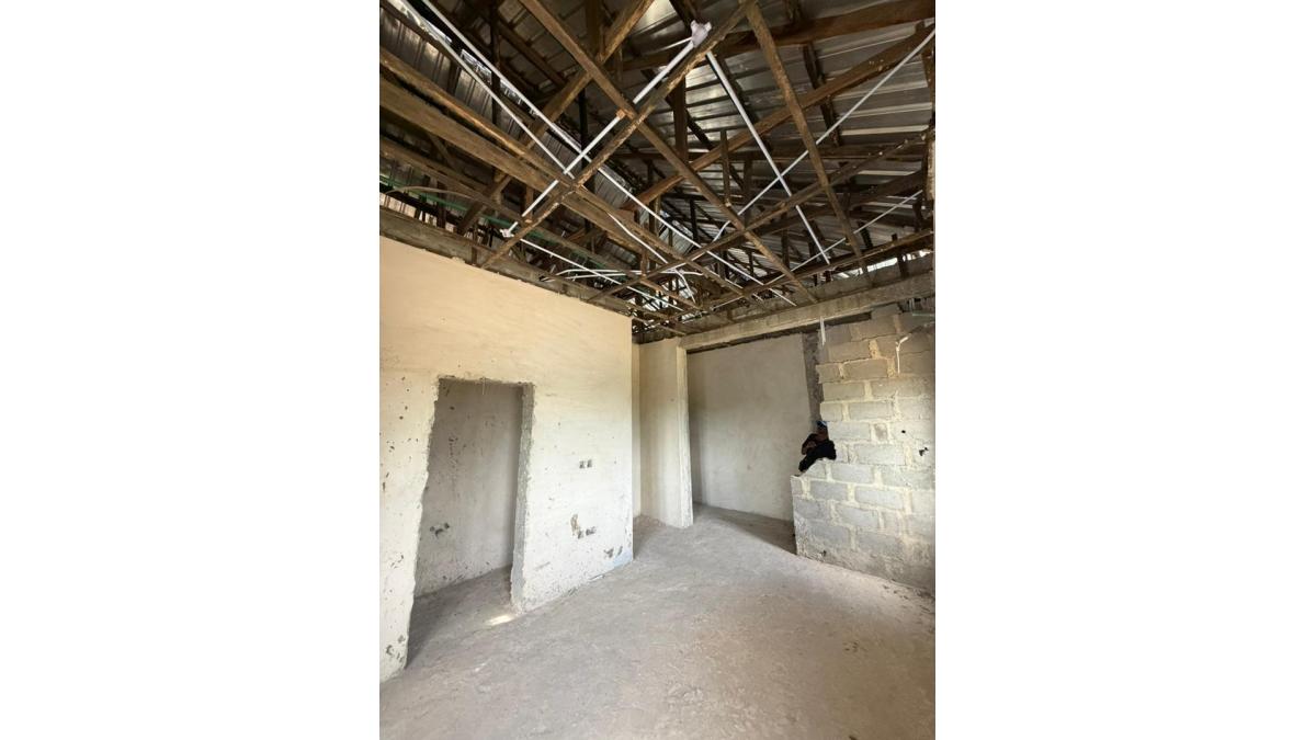 2 bed flat to let, Crown Lodge, Elystan Street - African Land