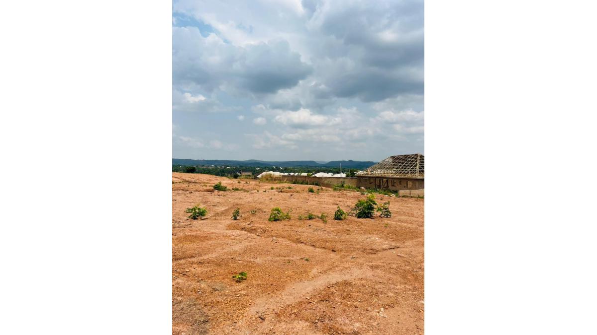 2 bed flat to let, Crown Lodge, Elystan Street - African Land