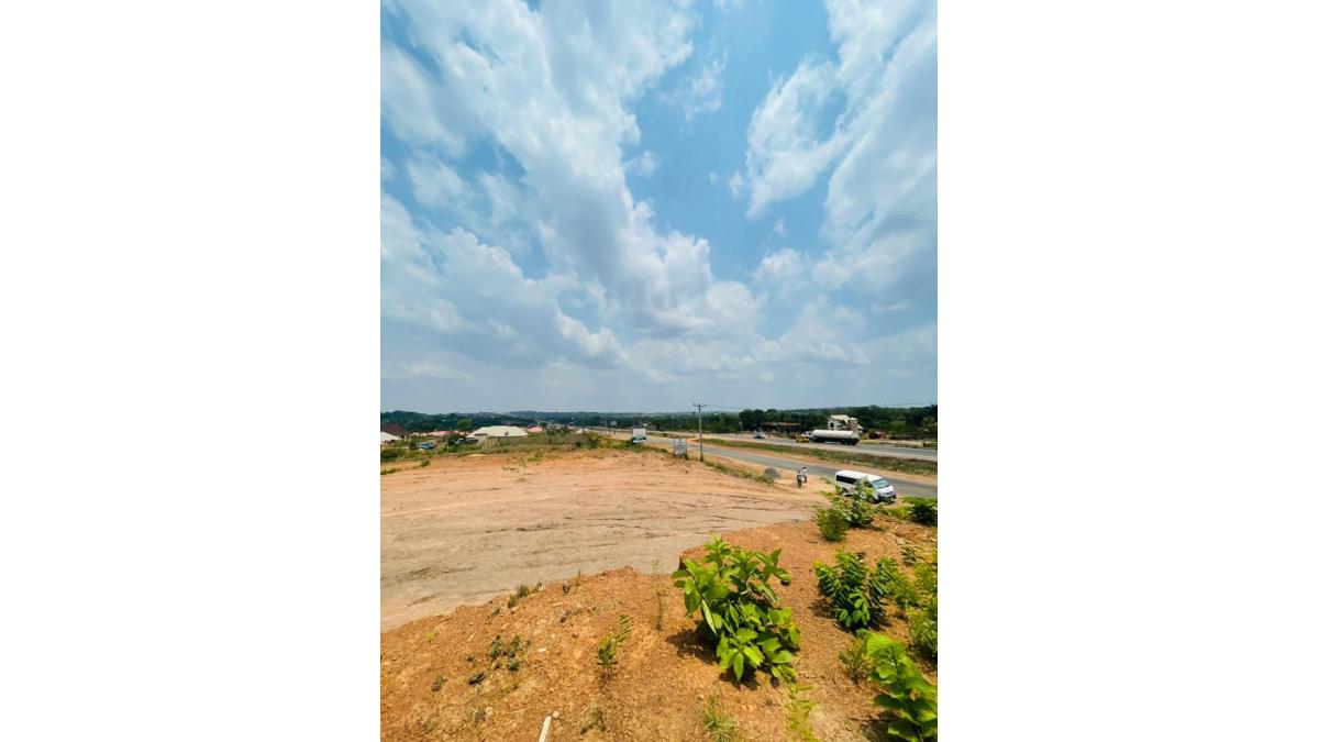 2 bed flat to let, Crown Lodge, Elystan Street - African Land