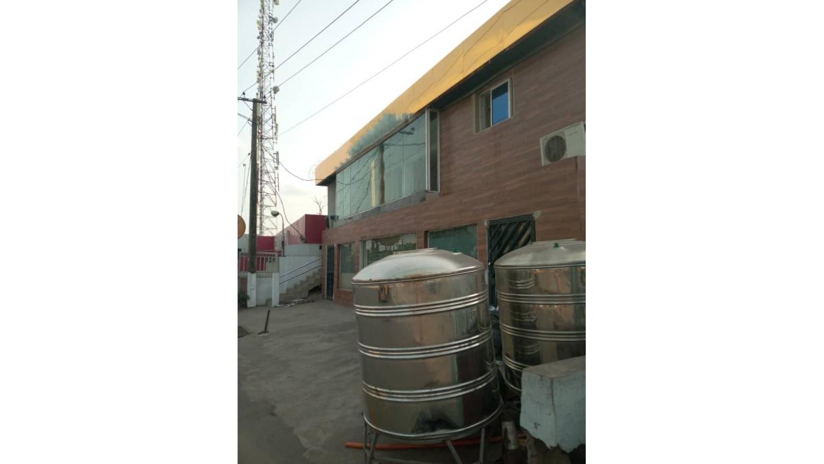 2 bed flat to let, Crown Lodge, Elystan Street - African Land