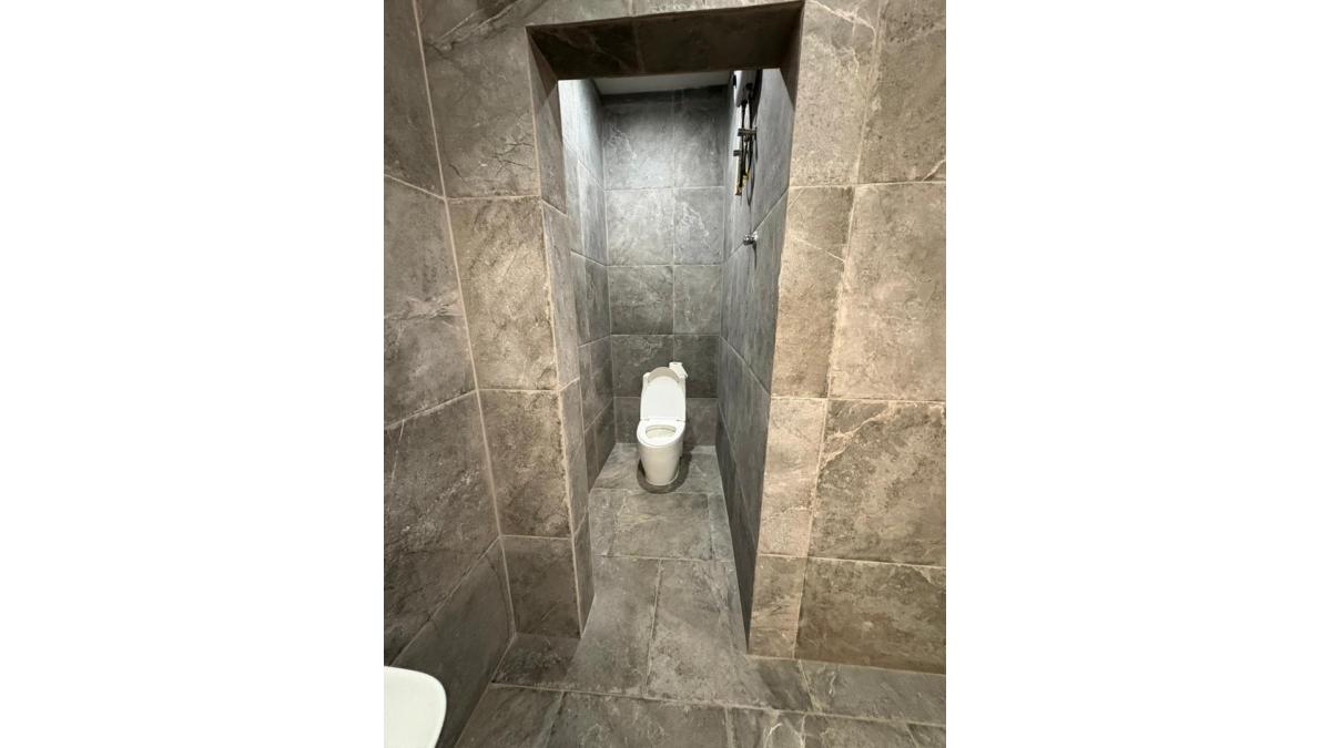 2 bed flat to let, Crown Lodge, Elystan Street - African Land