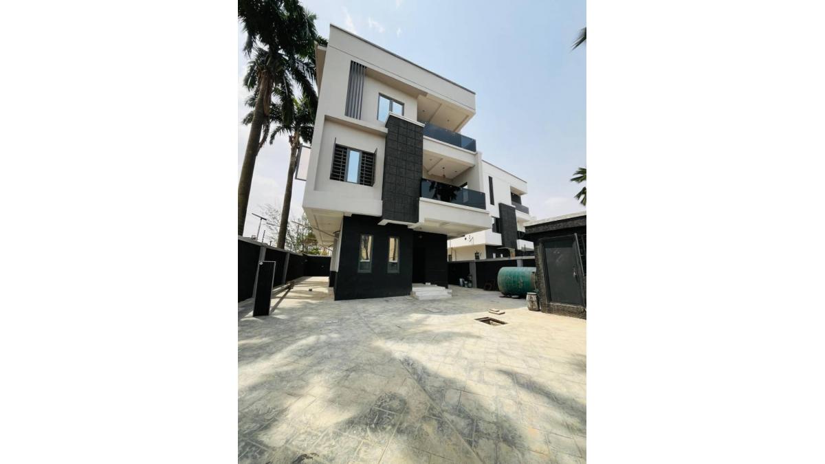2 bed flat to let, Crown Lodge, Elystan Street - African Land