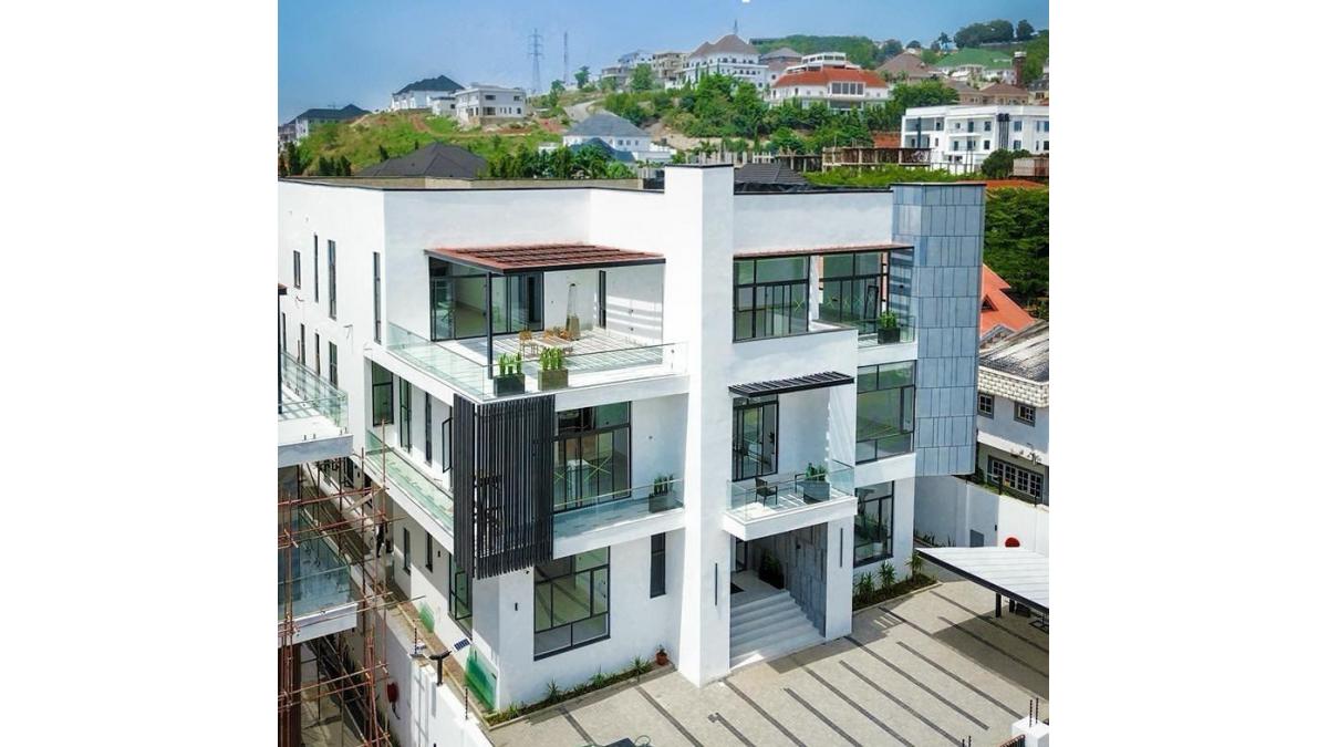 2 bed flat to let, Crown Lodge, Elystan Street - African Land