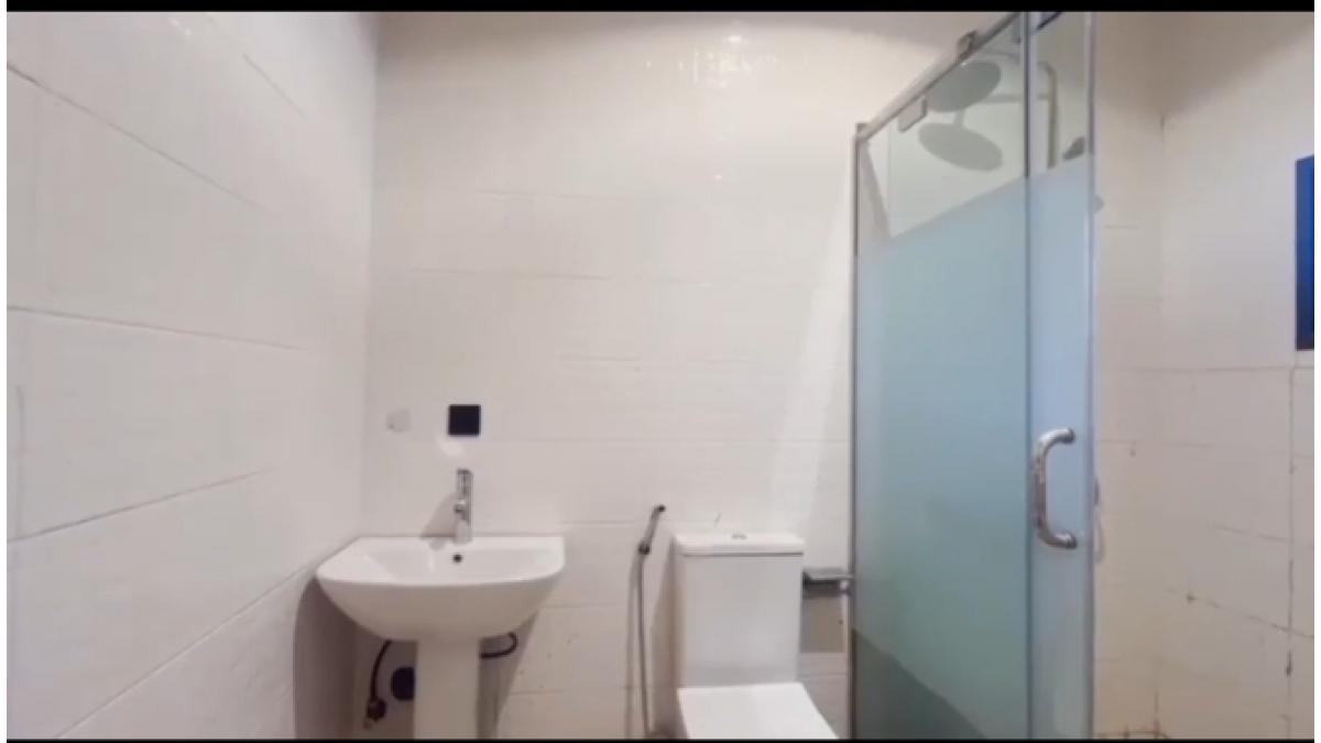 2 bed flat to let, Crown Lodge, Elystan Street - African Land