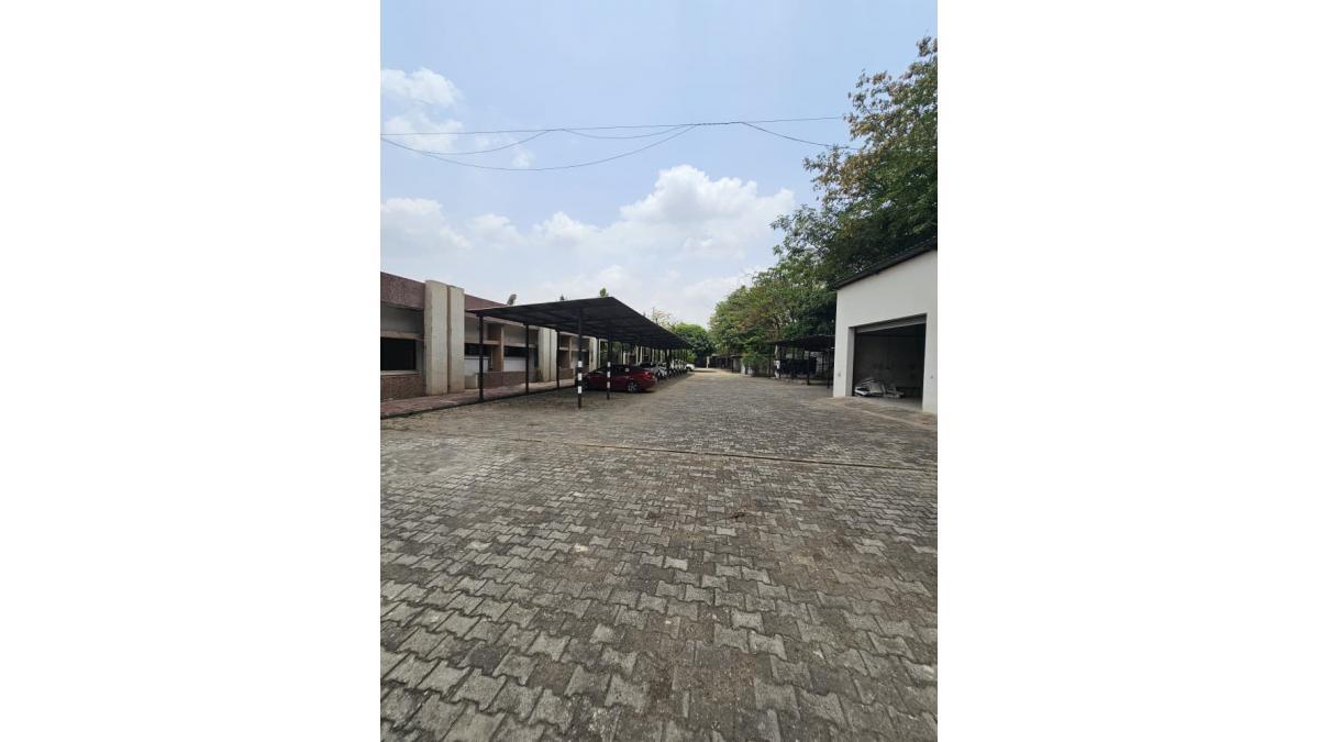 Prime 5,900sqm Commercial Property with Existing Structure for Sale in Maitama, Abuja