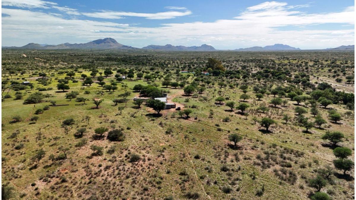 2 bed flat to let, Crown Lodge, Elystan Street - African Land