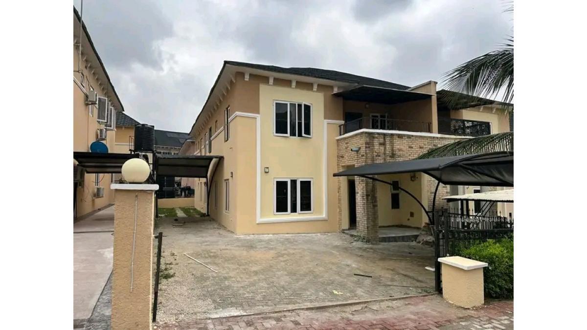Luxury 4-Bedroom Detached Duplex for Sale in Katampe Extension, Abuja
