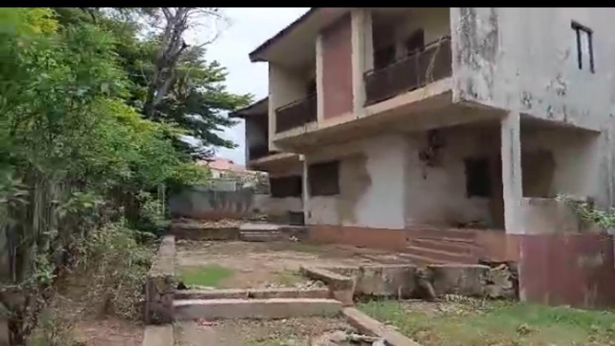 2 bed flat to let, Crown Lodge, Elystan Street - African Land