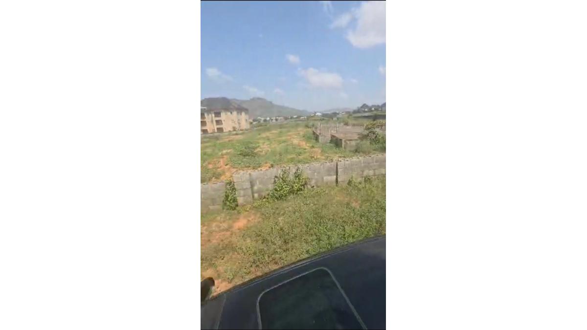 2 bed flat to let, Crown Lodge, Elystan Street - African Land